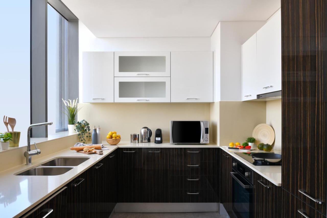 Le Mirage Downtown Apartment Доха Екстериор снимка